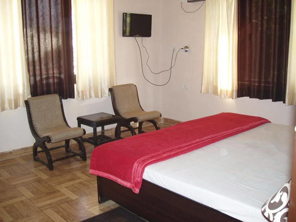רישיקש Amraai Homestay מראה חיצוני תמונה